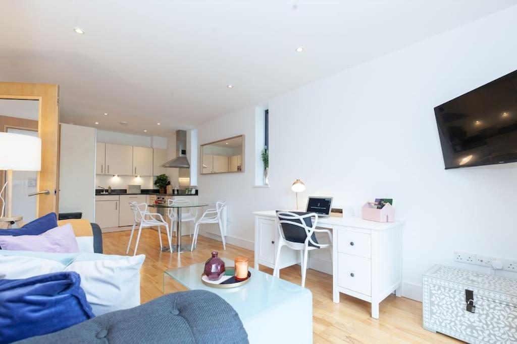 Oxfordshire Living - The Tolkien Apartment - Oksford Zewnętrze zdjęcie