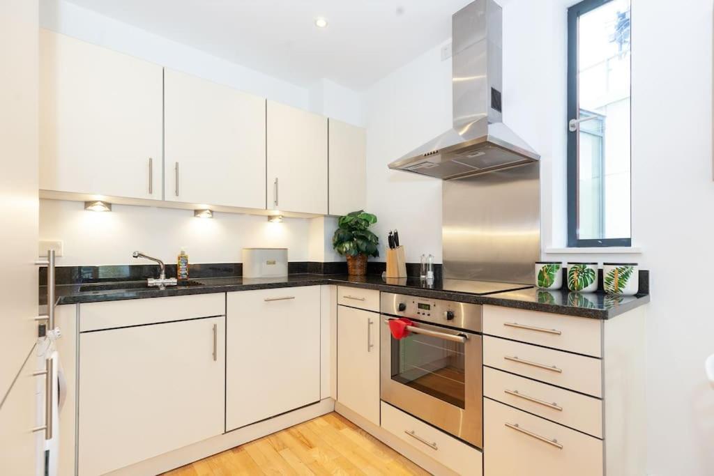 Oxfordshire Living - The Tolkien Apartment - Oksford Zewnętrze zdjęcie